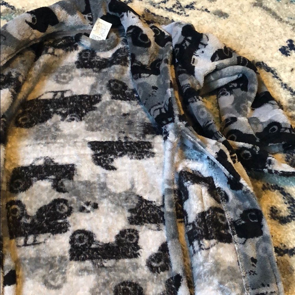 Boys Robe - Picture 3 of 3